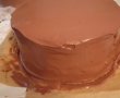 Tort etajat cu mascarpone, ciocolata, visine si zmeura-3