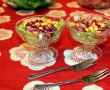 Salata cu porumb, fasole, ceapa rosie si rodie-8