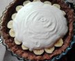 Desert tarta cu banane, crema de branza si capsuni-0