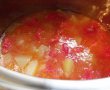 Supa crema de rosii cu dovlecel servita cu rulouri din foietaj-2