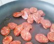 Cartofi crocanti la cuptor cu Chorizo, oua ochiuri si sos picant-7