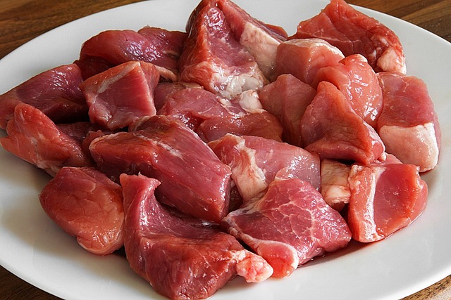 Gulas cu carne de porc - Reteta gustoasa si aromata